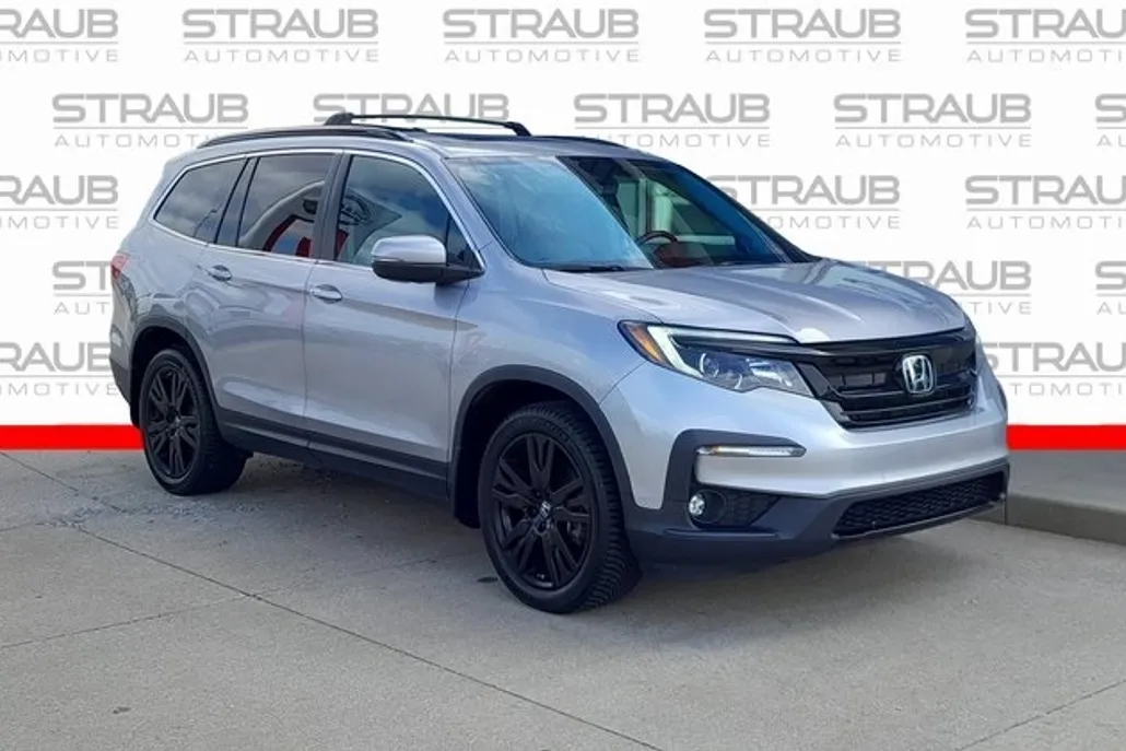 2022 Honda Pilot Special Edition photo 1