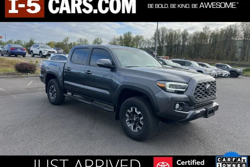 2023 Toyota Tacoma TRD Off-Road V6 photo 1