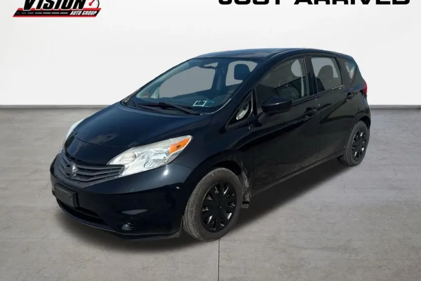 2015 Nissan Versa Note Plus photo 1