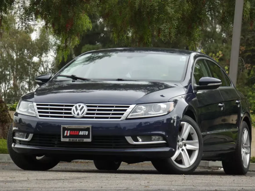 2015 Volkswagen CC 2.0T Sport photo 1