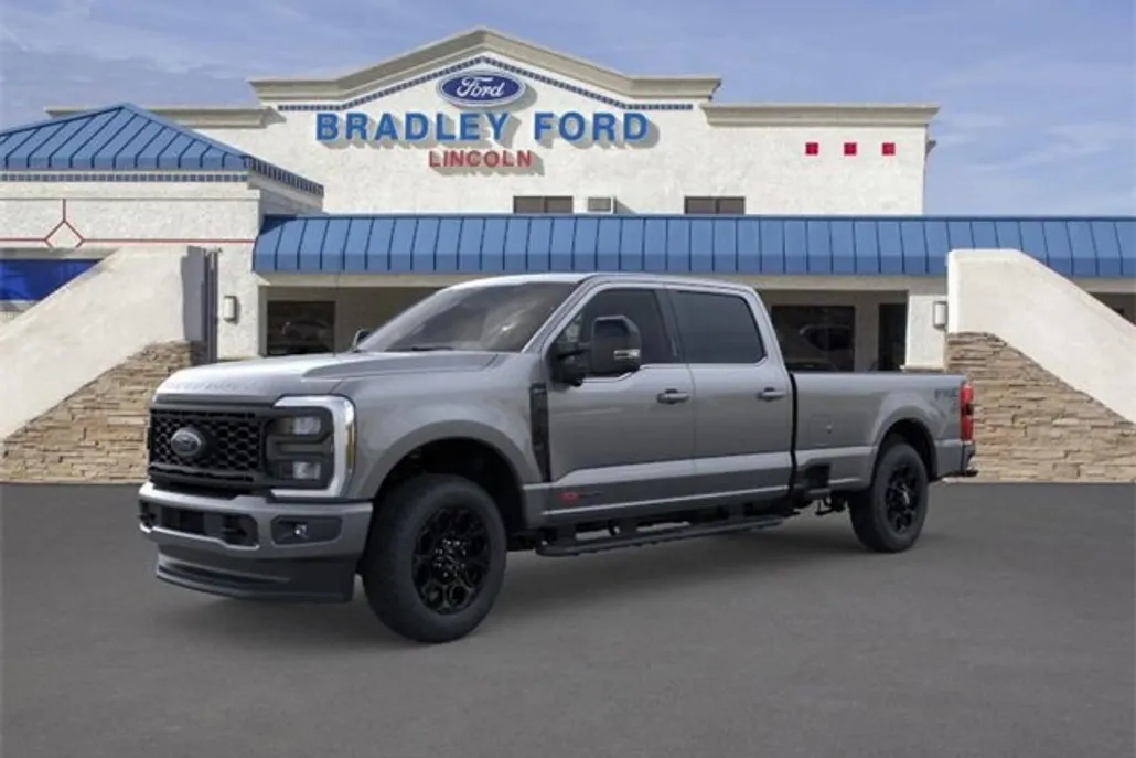 2025 Ford F-350 Lariat photo 1