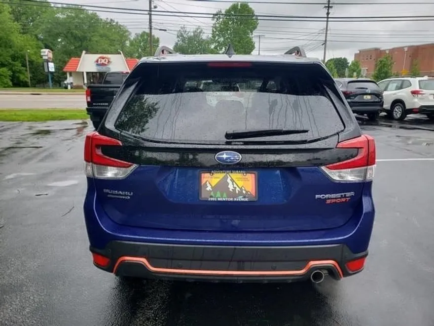 2024 Subaru Forester Sport photo 1