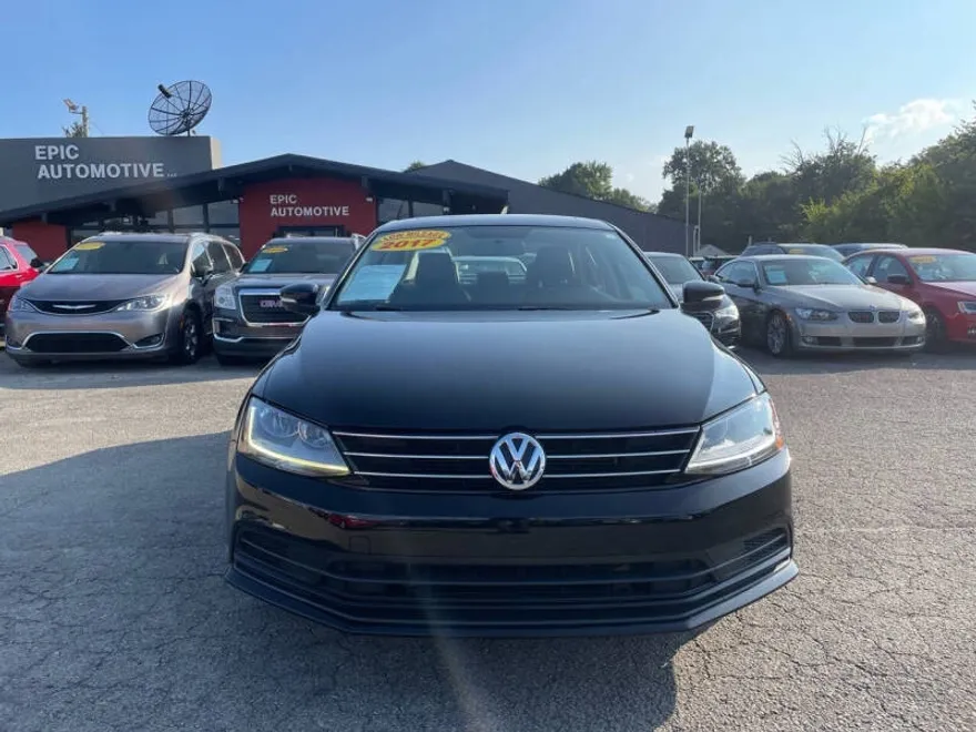 2017 Volkswagen Jetta SE photo 1
