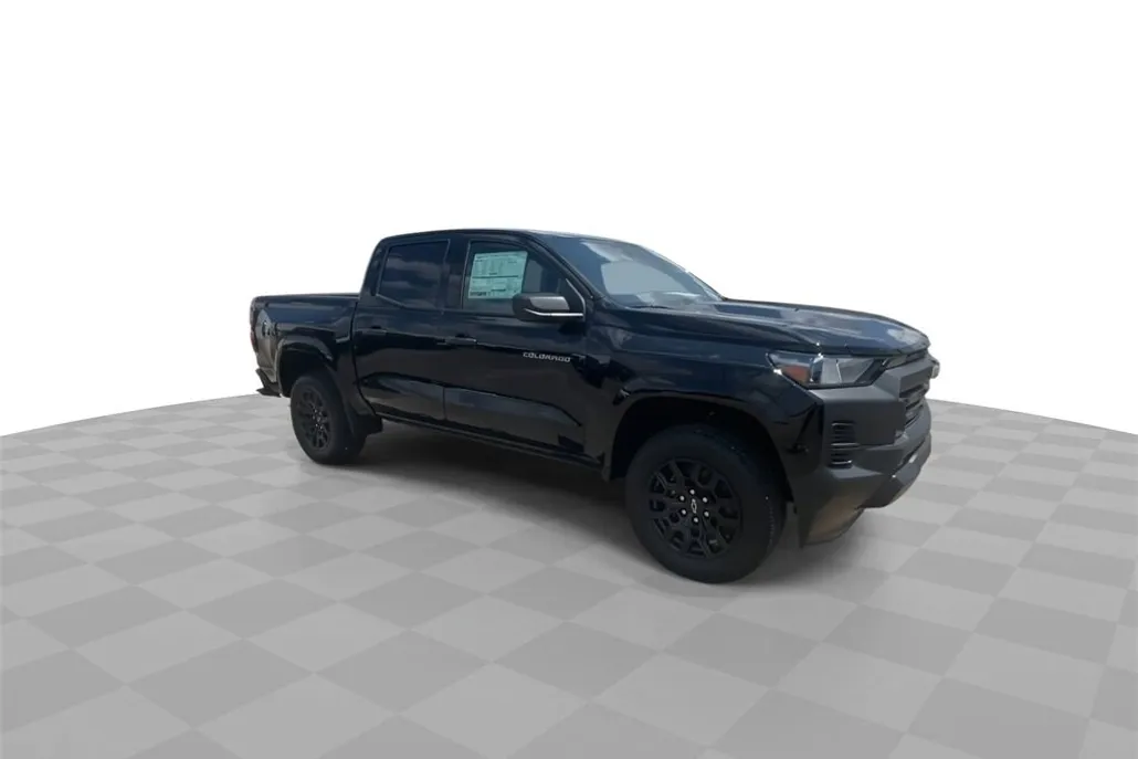 2026 Chevrolet Colorado Work Truck photo 1