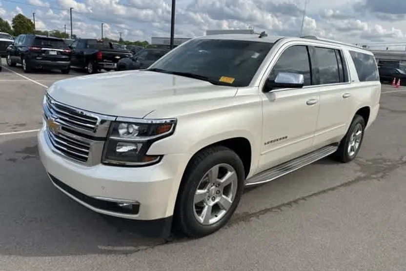 2015 Chevrolet Suburban LTZ photo 1