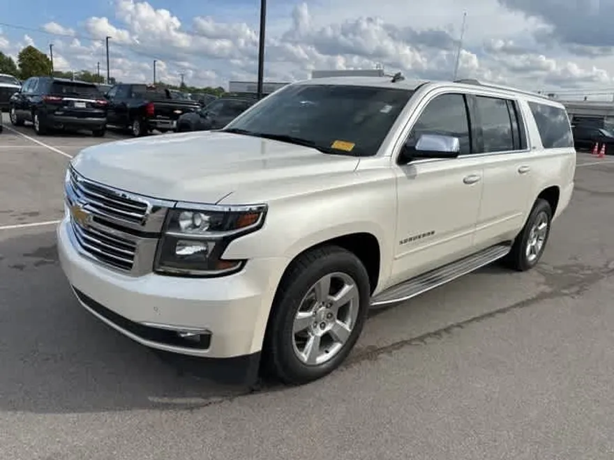 2015 Chevrolet Suburban LTZ photo 1