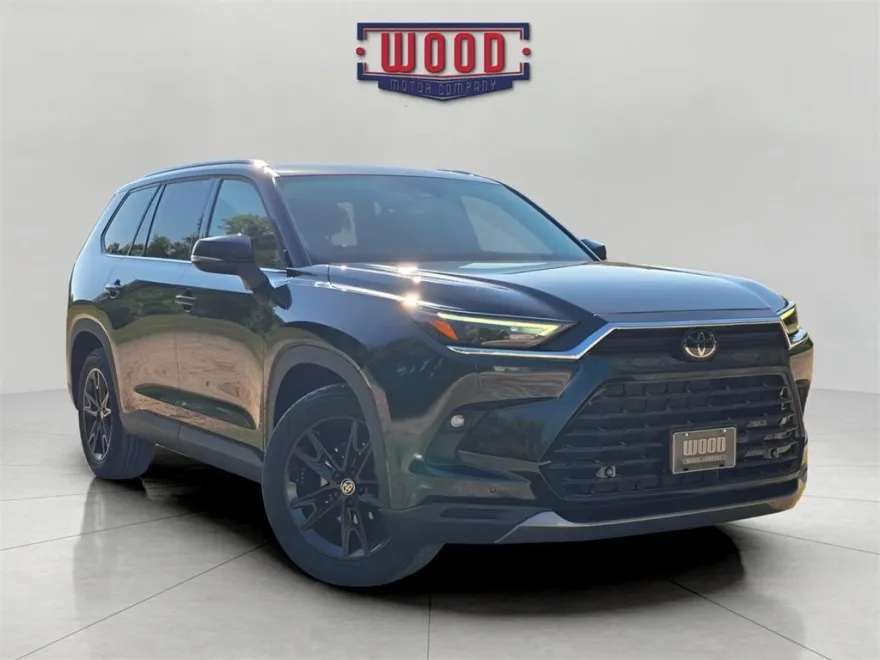 2024 Toyota Grand Highlander XLE photo 1
