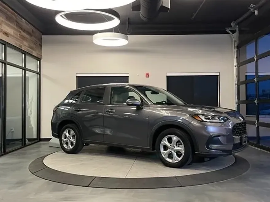 2023 Honda HR-V LX photo 1