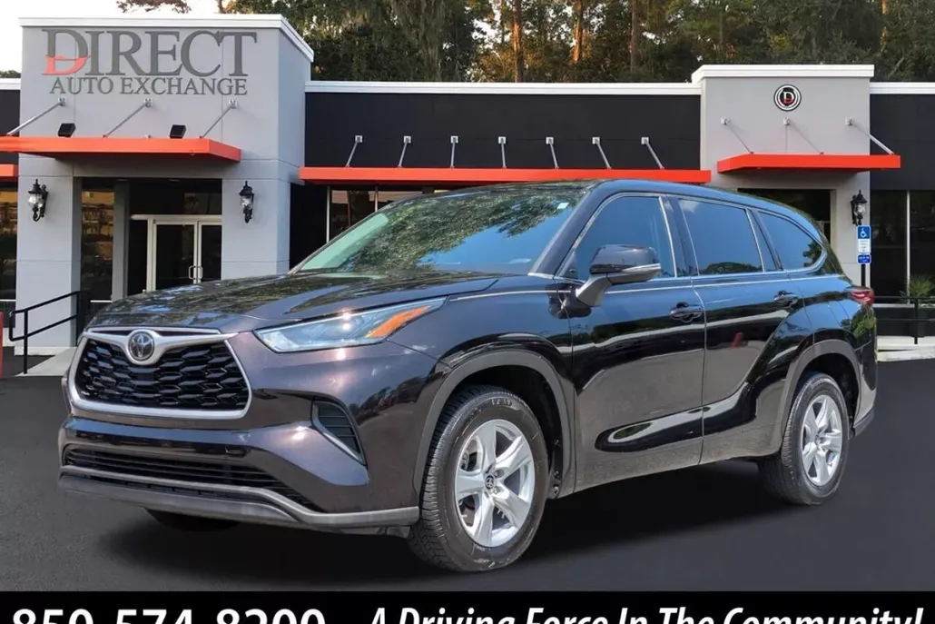 2021 Toyota Highlander L photo 1