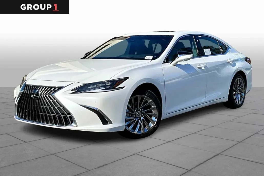 2025 Lexus ES 300h Luxury photo 1