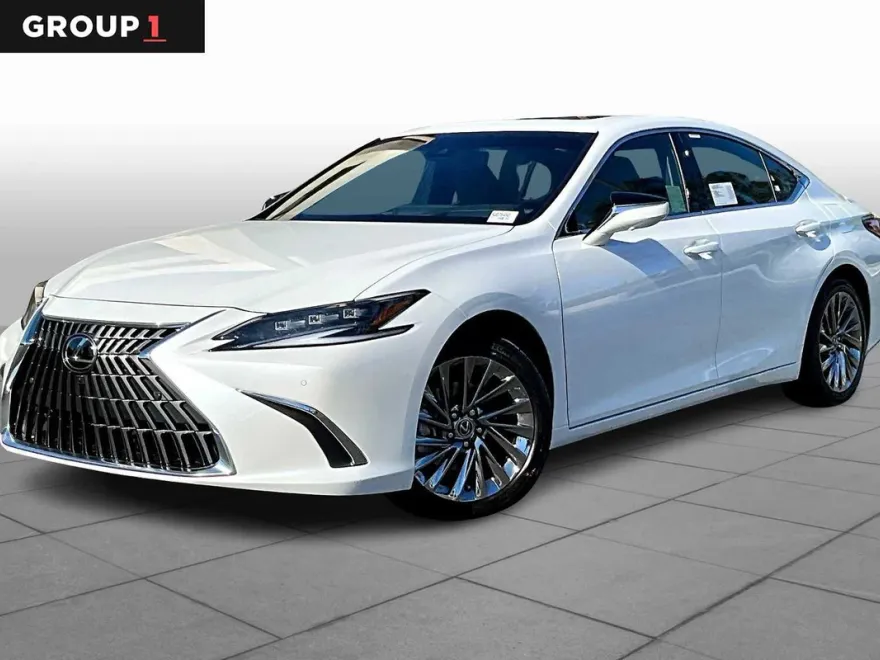 2025 Lexus ES 300h Luxury photo 1