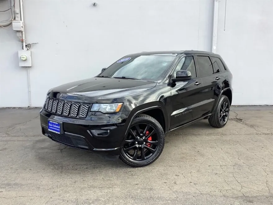 2018 Jeep Grand Cherokee Altitude photo 1