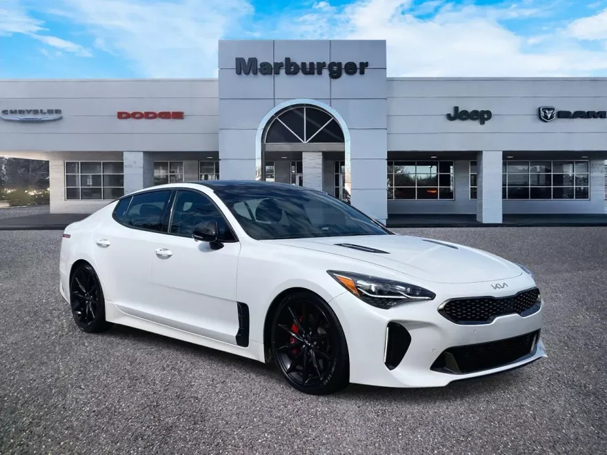 2022 Kia Stinger GT2 photo 1
