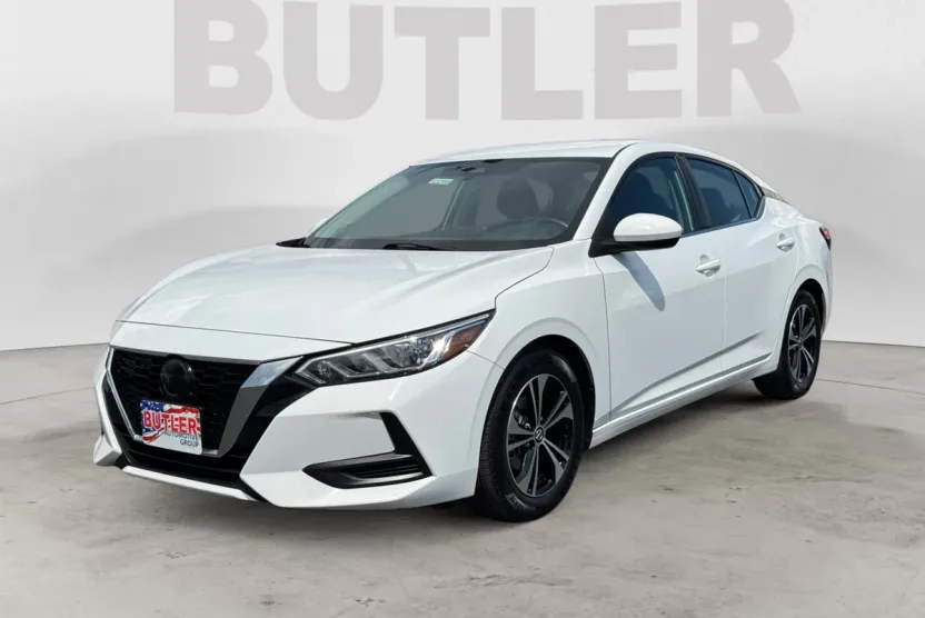2022 Nissan Sentra SV photo 1