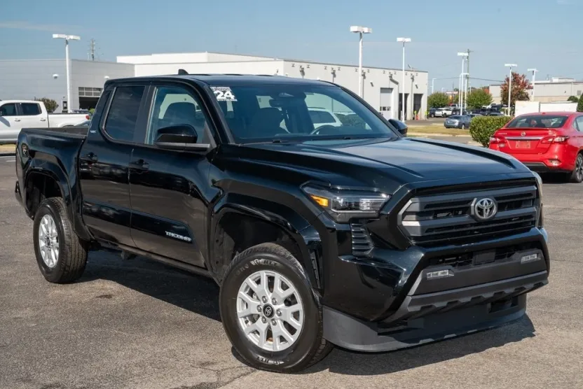 2024 Toyota Tacoma TRD Sport photo 1