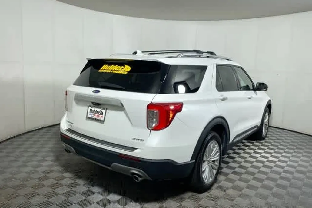 2022 Ford Explorer Limited photo 1