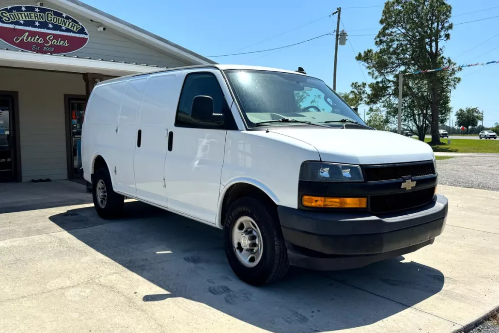 2021 Chevrolet Express Cargo Van photo 1
