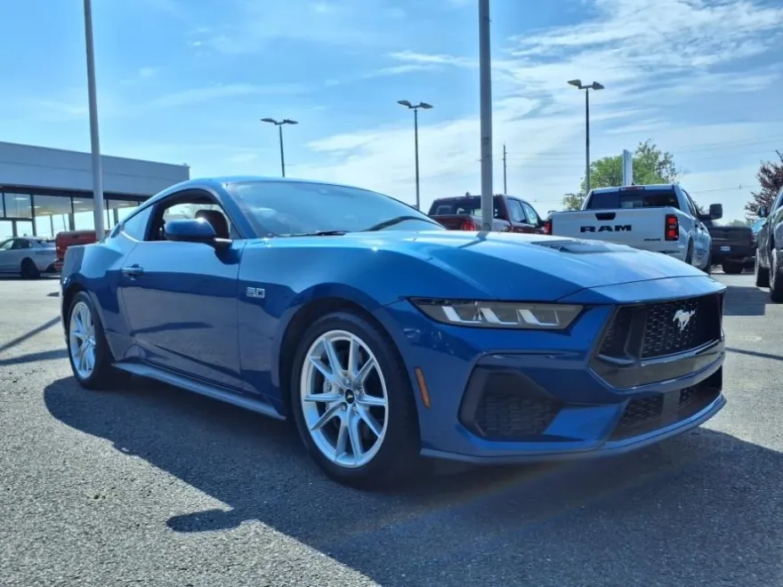 2024 Ford Mustang GT Premium photo 1
