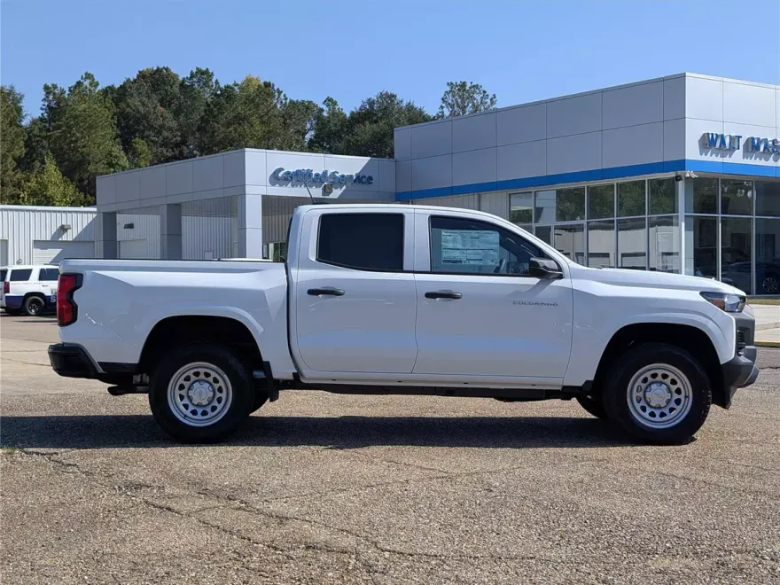 2026 Chevrolet Colorado Work Truck photo 1