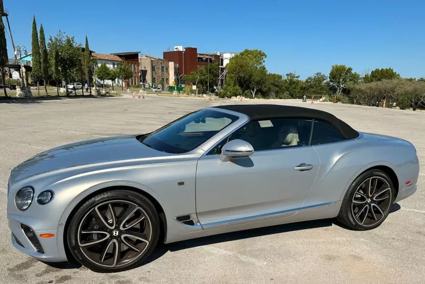2020 Bentley Continental GTC V8 photo 1