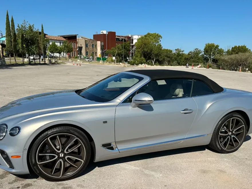2020 Bentley Continental GTC V8 photo 1
