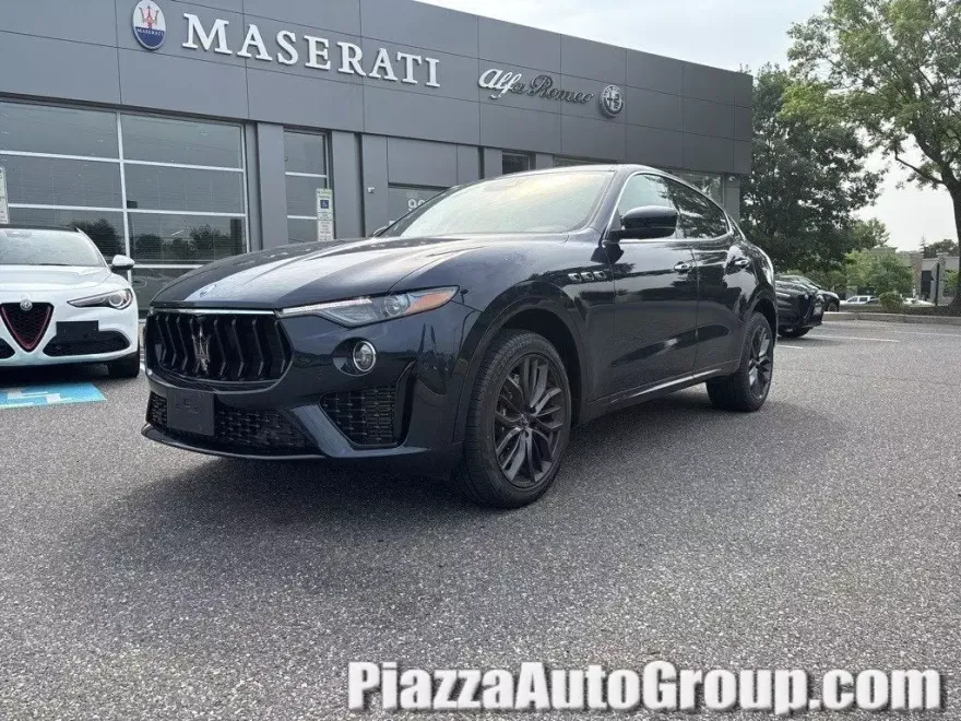2022 Maserati Levante Modena photo 1