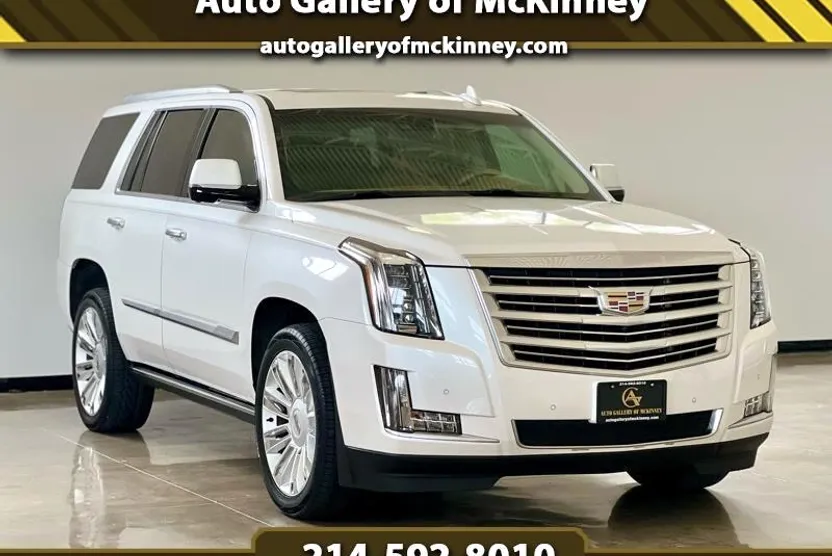 2016 Cadillac Escalade Platinum photo 1
