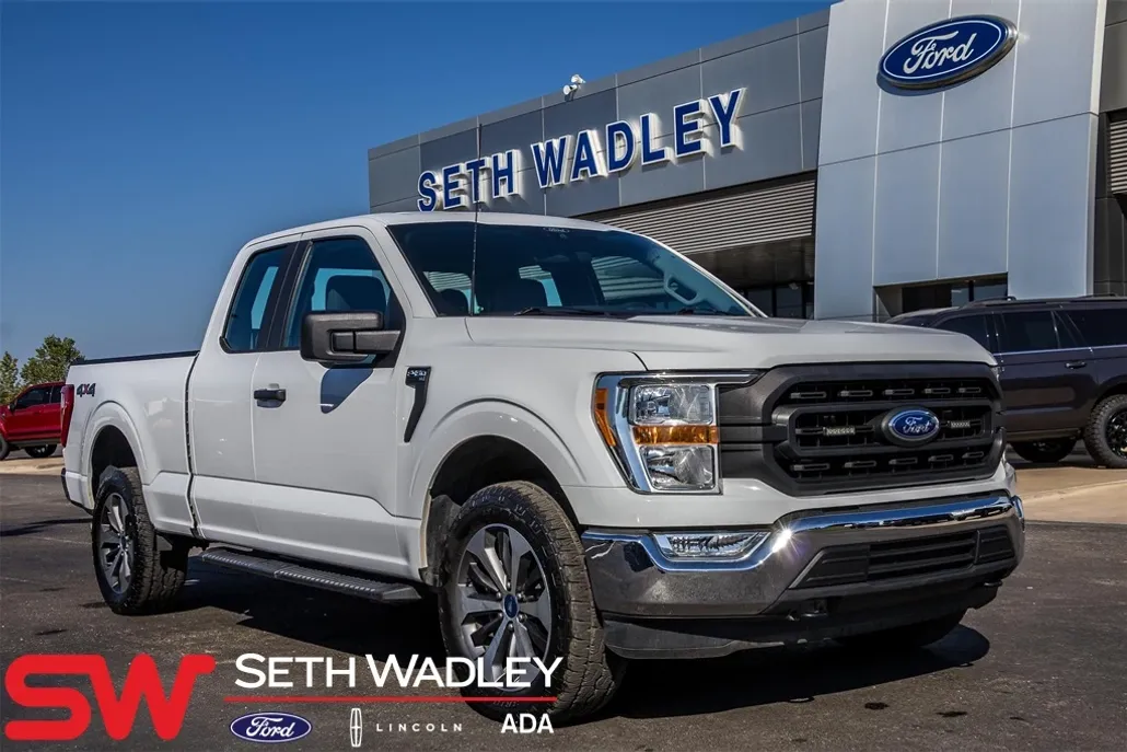 2021 Ford F-150 XL photo 1