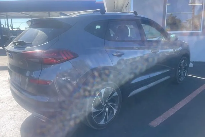 2021 Hyundai Tucson Sport photo 1