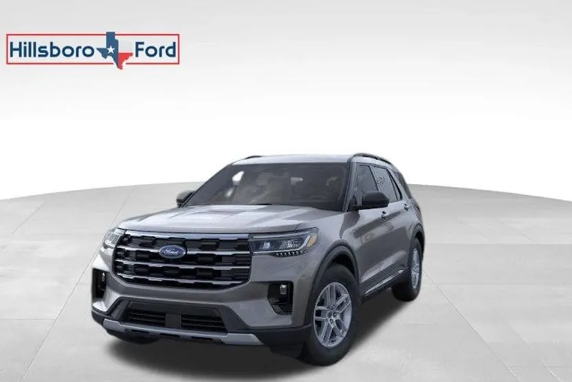 2025 Ford Explorer photo 1