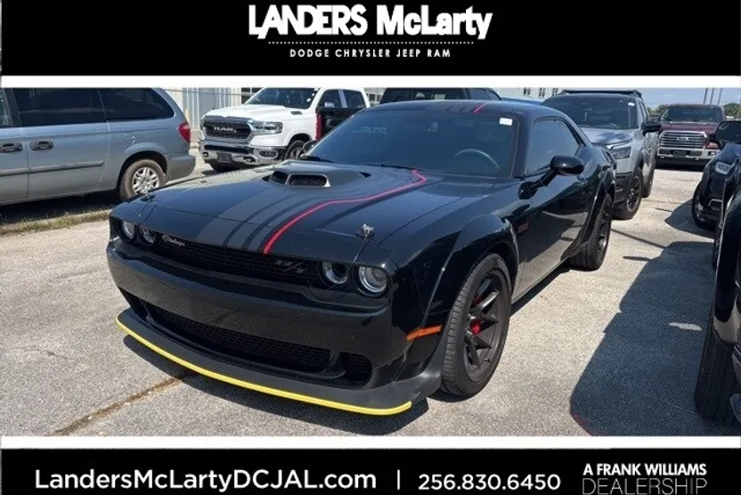 2023 Dodge Challenger R/T Scat Pack Widebody photo 1