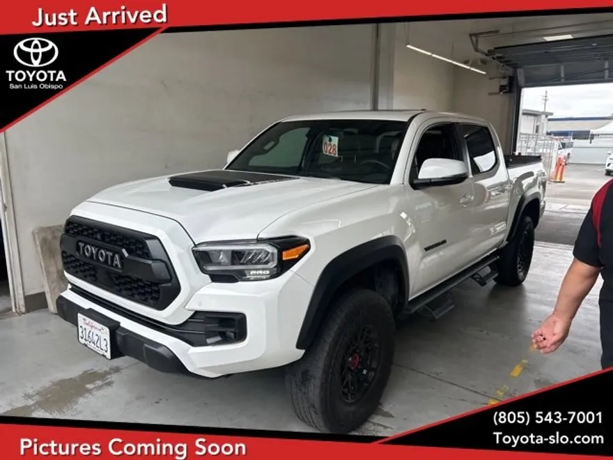 2022 Toyota Tacoma TRD Pro V6 photo 1