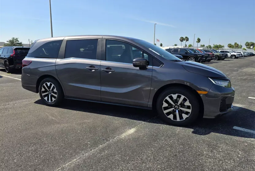 2026 Honda Odyssey EX-L photo 1