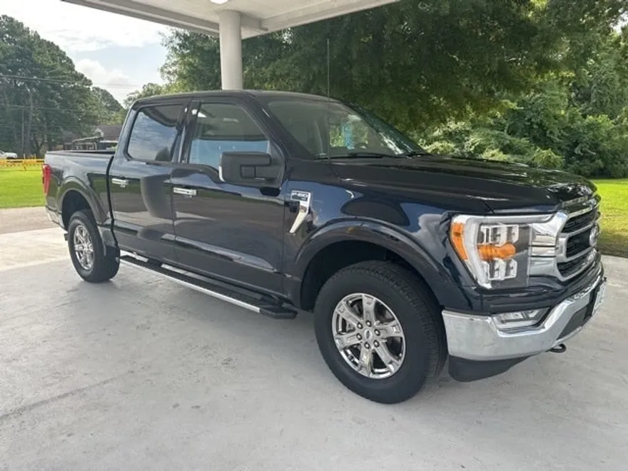 2022 Ford F-150 XLT photo 1