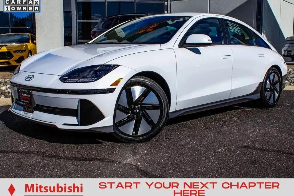 2023 Hyundai Ioniq 6 SE photo 1