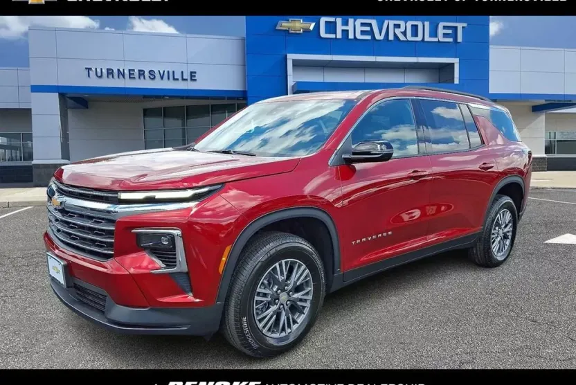 2025 Chevrolet Traverse photo 1
