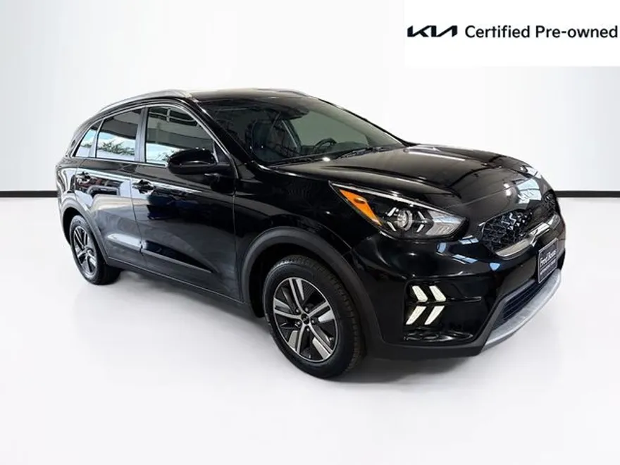 2022 Kia Niro LXS photo 1