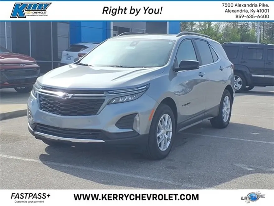 2024 Chevrolet Equinox LT photo 1
