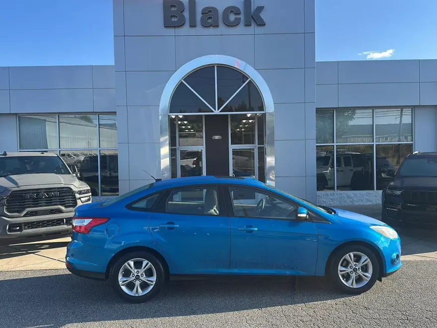 2014 Ford Focus SE photo 1