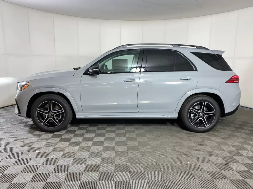 2025 Mercedes Benz GLE 350 4MATIC photo 1
