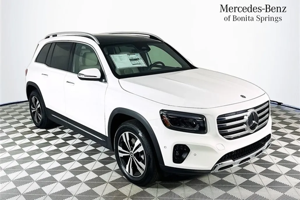 2025 Mercedes Benz GLB 250 photo 1