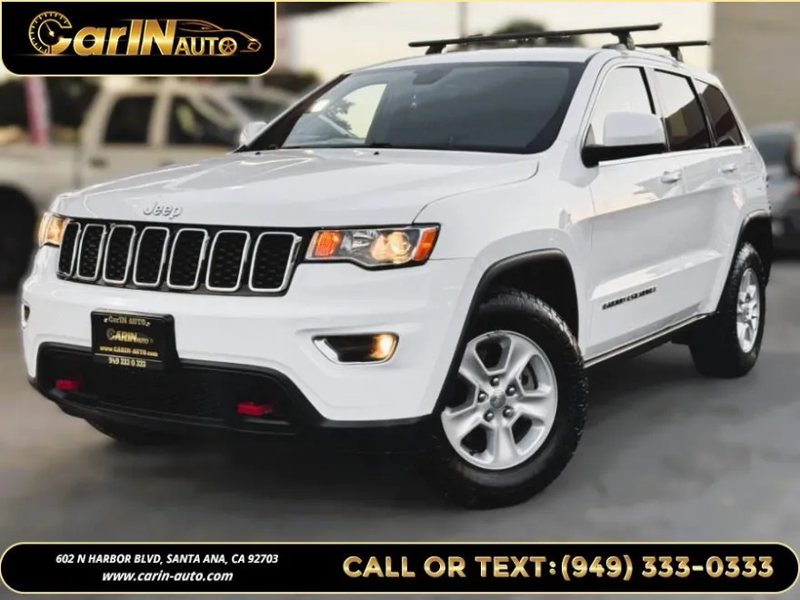 2017 Jeep Grand Cherokee Altitude photo 1
