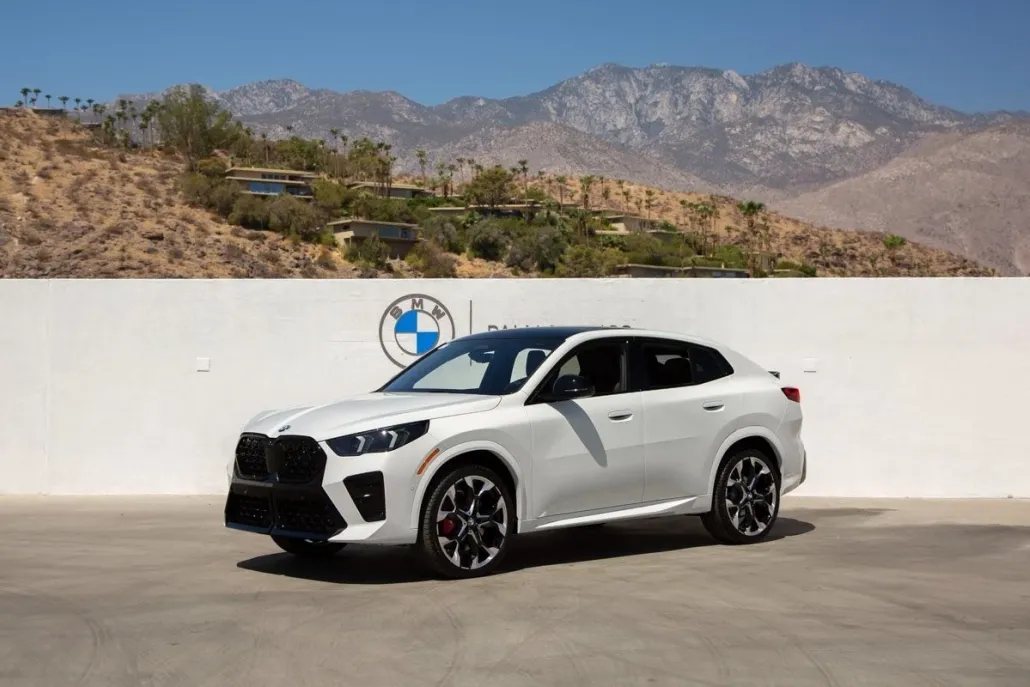 2025 Bmw X2 xDrive28i photo 1