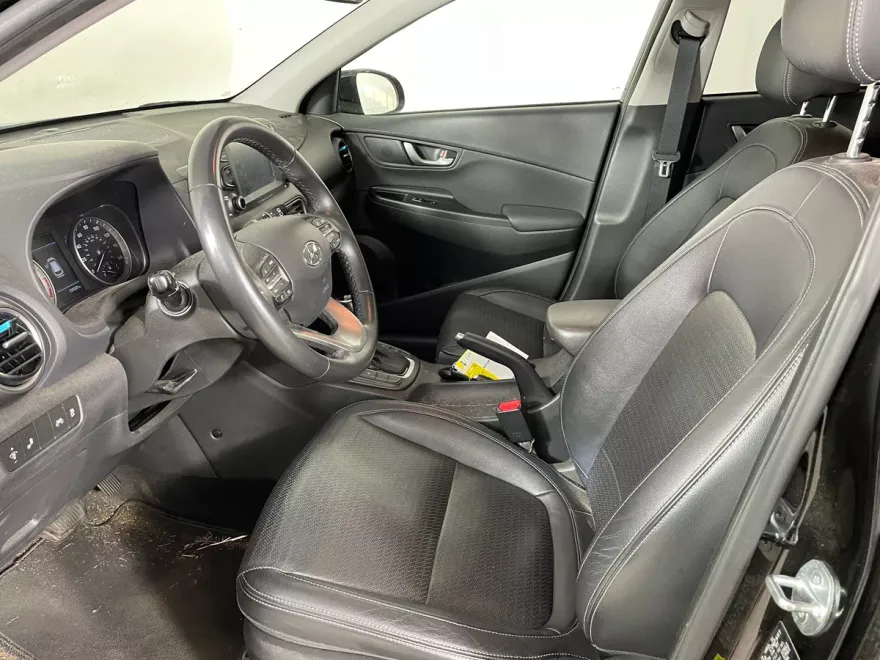 2021 Hyundai Kona Limited photo 1