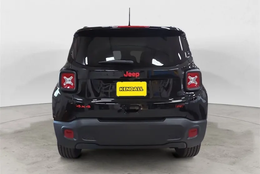 2023 Jeep Renegade Latitude Upland photo 1