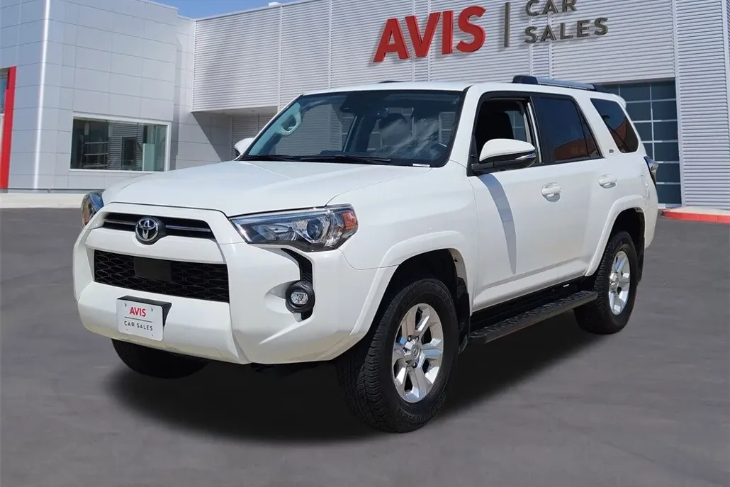 2024 Toyota 4Runner SR5 Premium photo 1