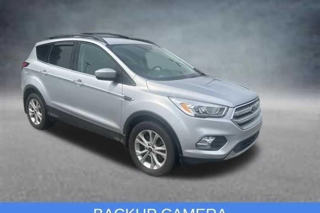 2018 Ford Escape SEL photo 1