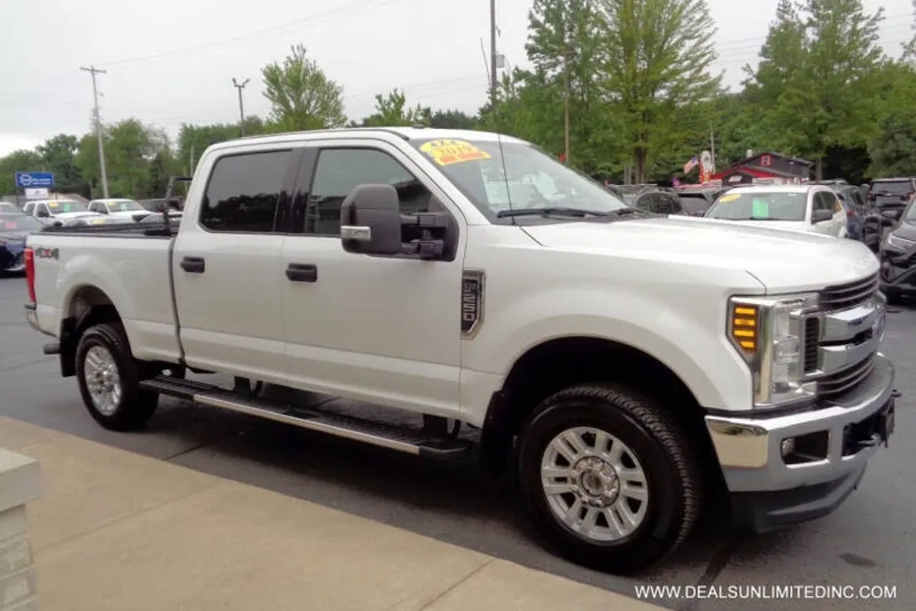 2019 Ford F-250 XLT photo 1
