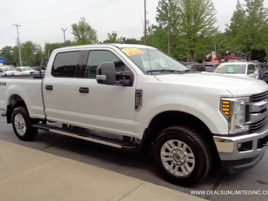 2019 Ford F-250 XLT photo 1