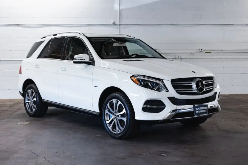 2017 Mercedes Benz GLE 550e 4MATIC photo 1